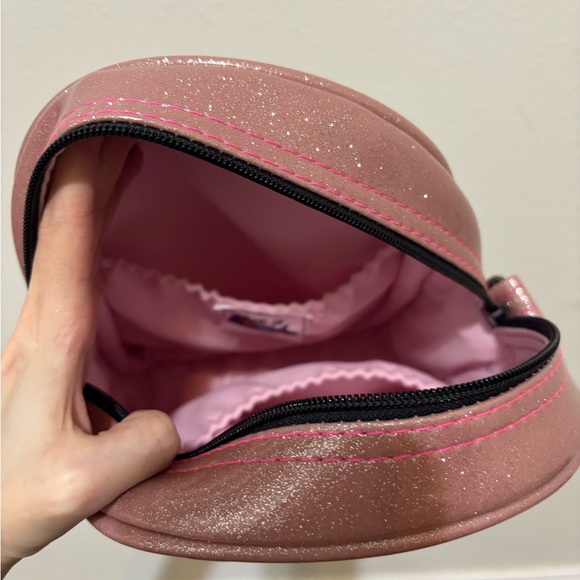 Love Pain and Stitches Pink Tombstobe Crossbody bag - Picture 7 of 7